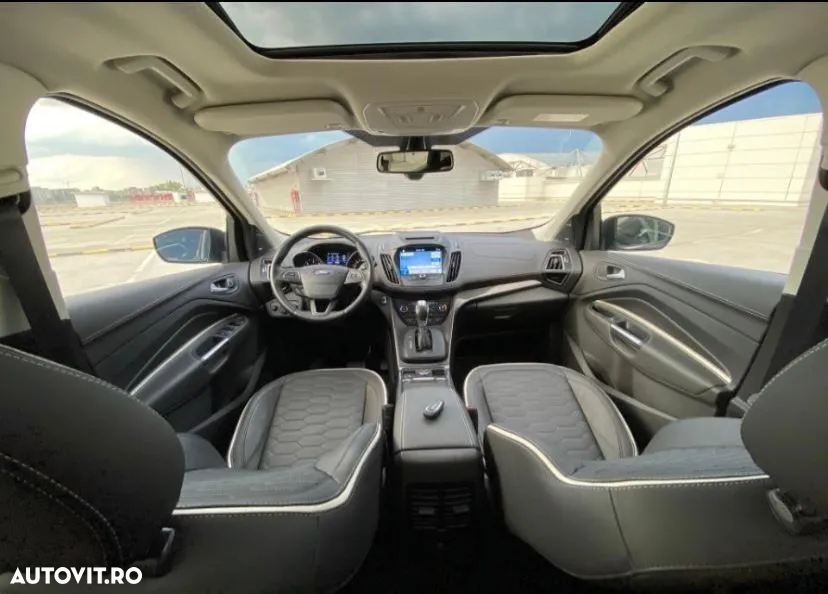 Ford Kuga 2.0 TDCi 4WD Powershift Vignale - 7