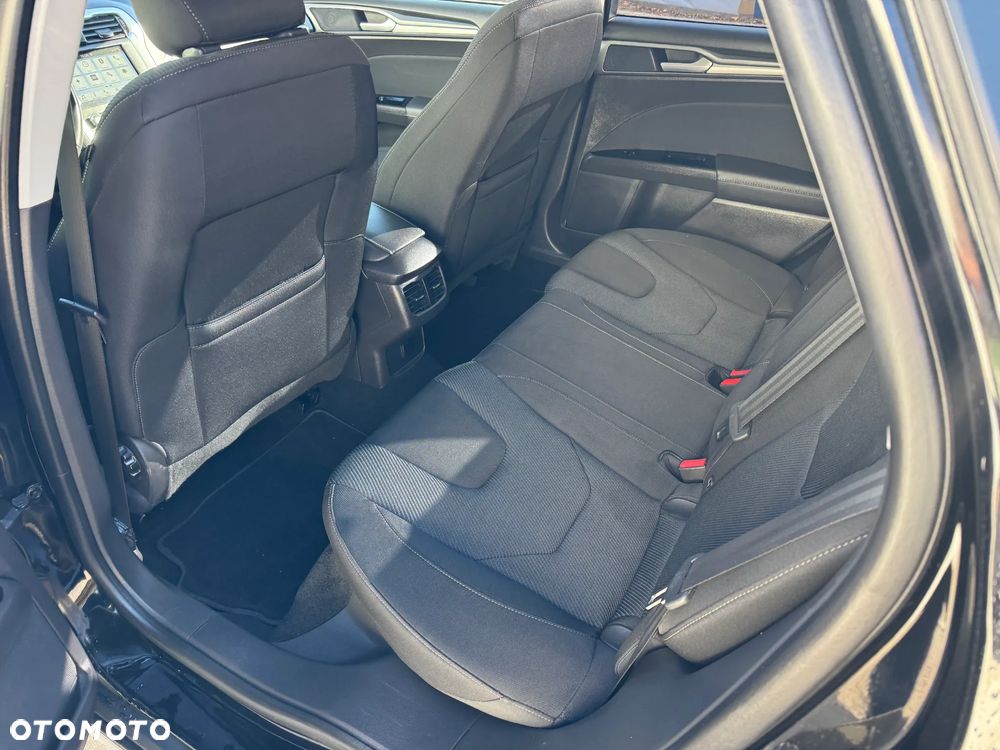 Ford Mondeo 2.0 TDCi Silver X (Amb.) PowerShift - 12