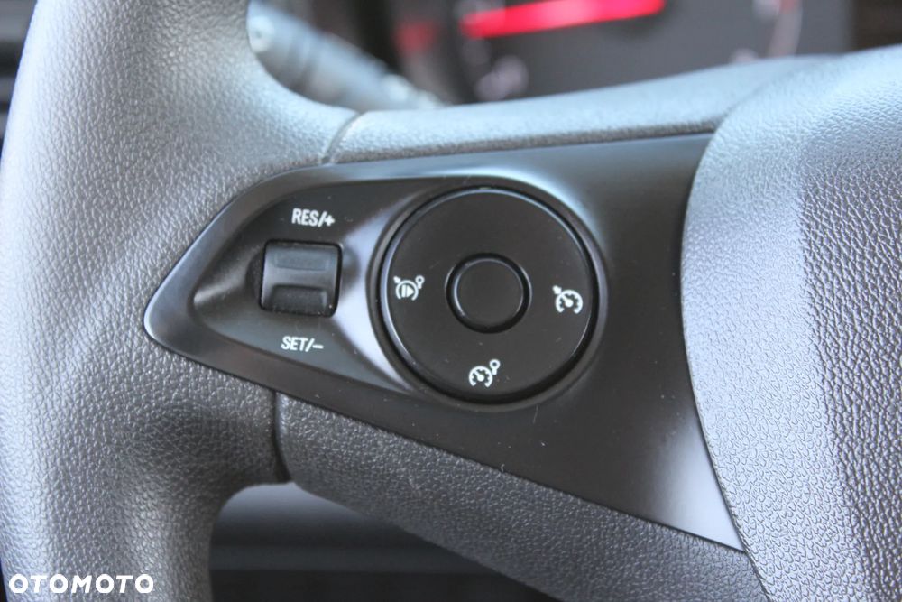 Opel Combo - 17