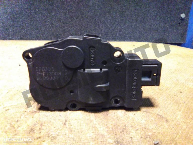 Motor De Comporta De Sofagem  Bmw 1 (e87) [2004_2011] 118d - 1