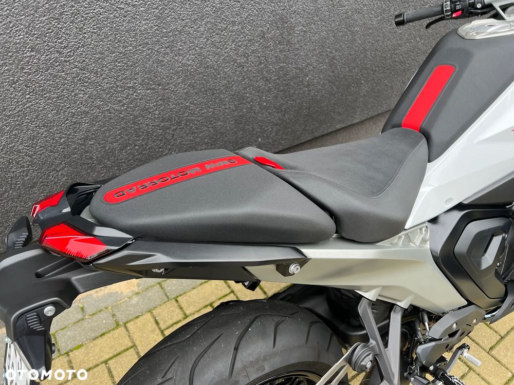 BMW RS - 21