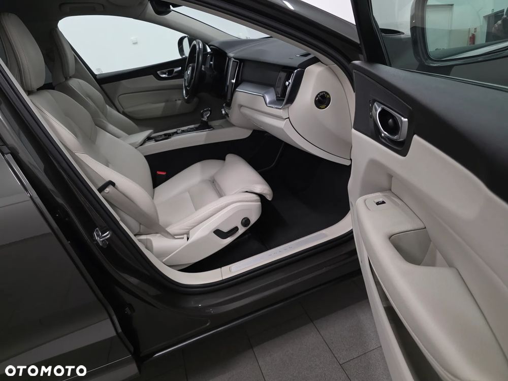 Volvo XC 60 D4 Geartronic Inscription - 30