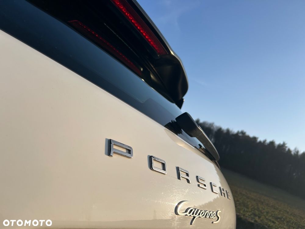 Porsche Cayenne - 28