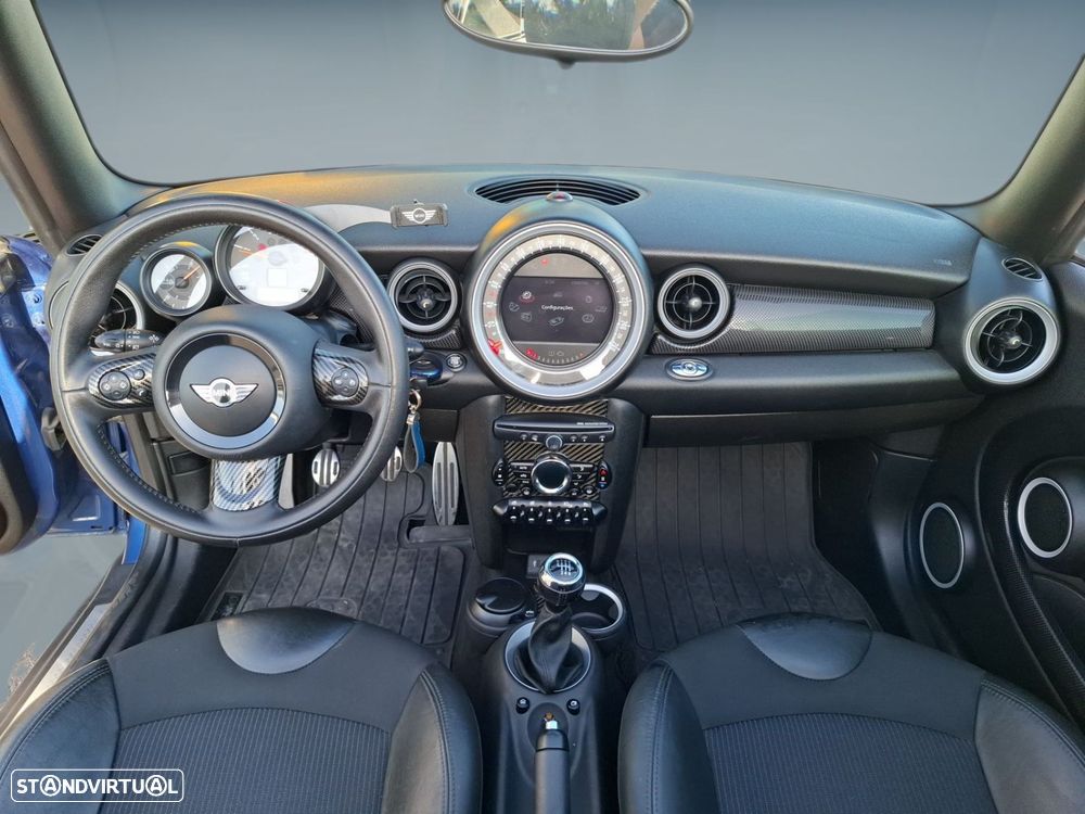 MINI Cabrio Cooper SD - 12