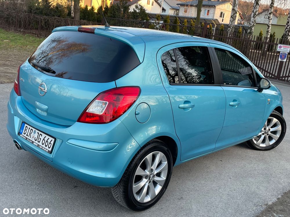 Opel Corsa 1.4 16V 150 Jahre - 6