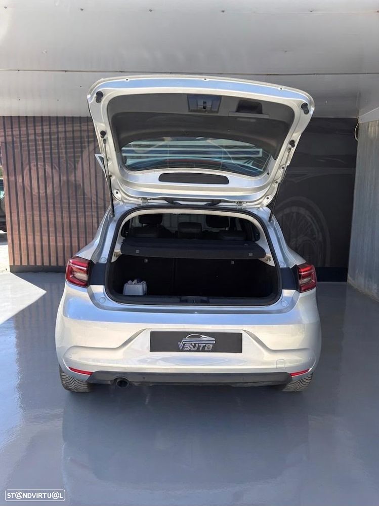 Renault Clio - 8