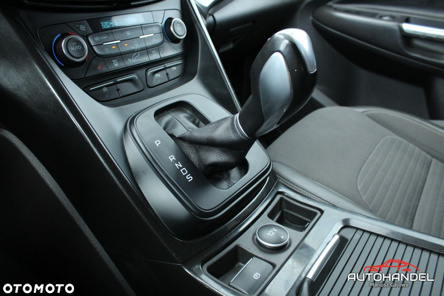 Ford Kuga - 21