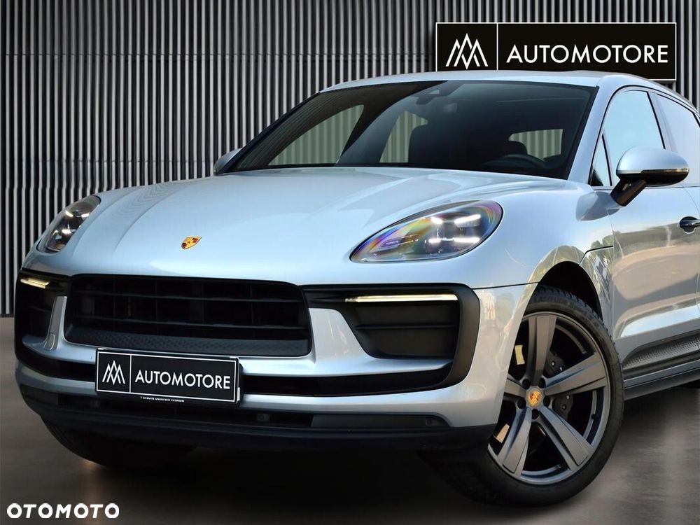 Porsche Macan Standard - 2