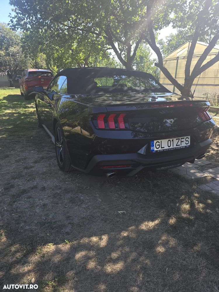 Ford Mustang 2.3 Eco Boost Aut. - 3
