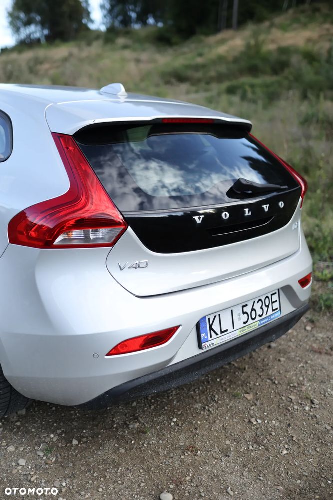 Volvo V40 D2 Kinetic - 4