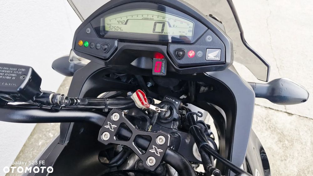 Honda VFR - 8