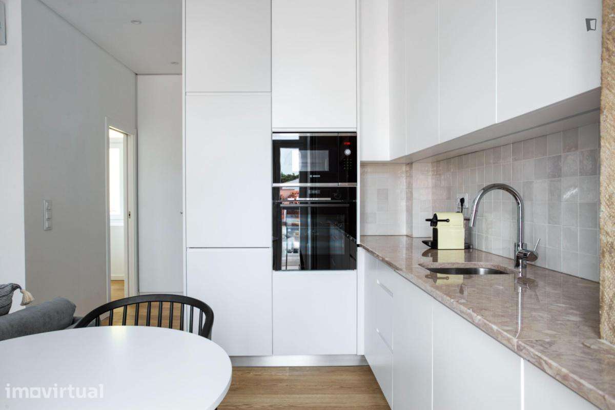 Apartamento com 1 quartos - localizado em São Bento Lisbon - Grande imagem: 5/14