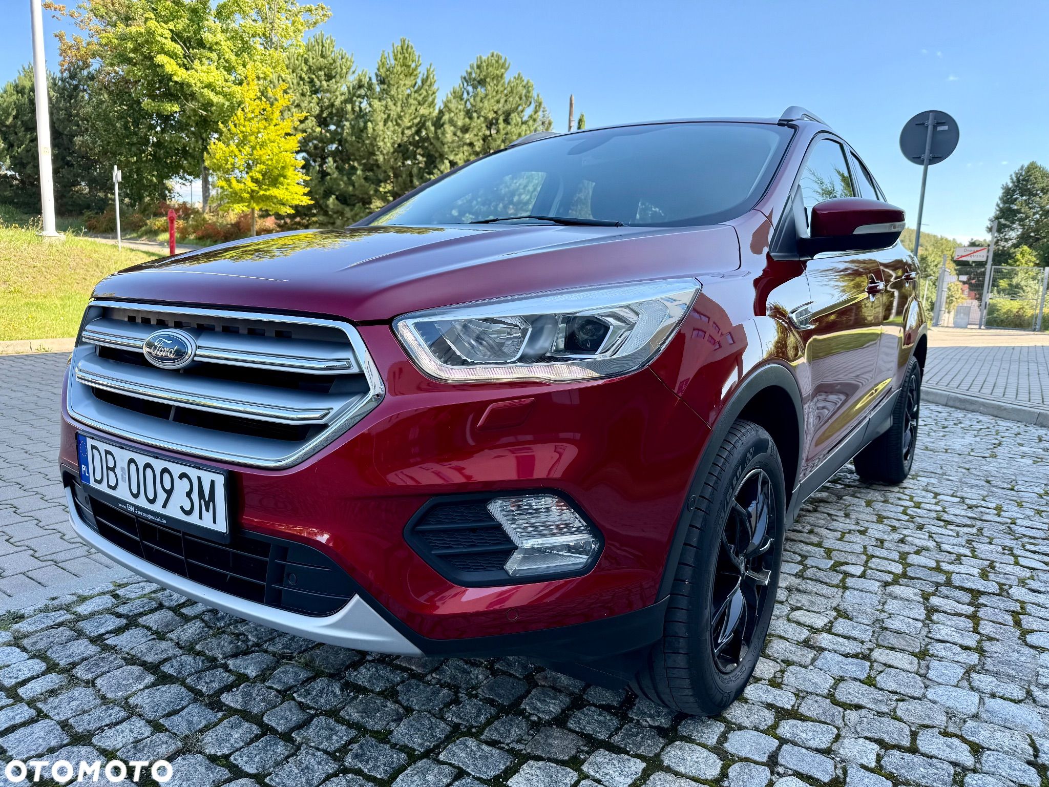 Ford Kuga 1.5 EcoBoost 2x4 Titanium - 1