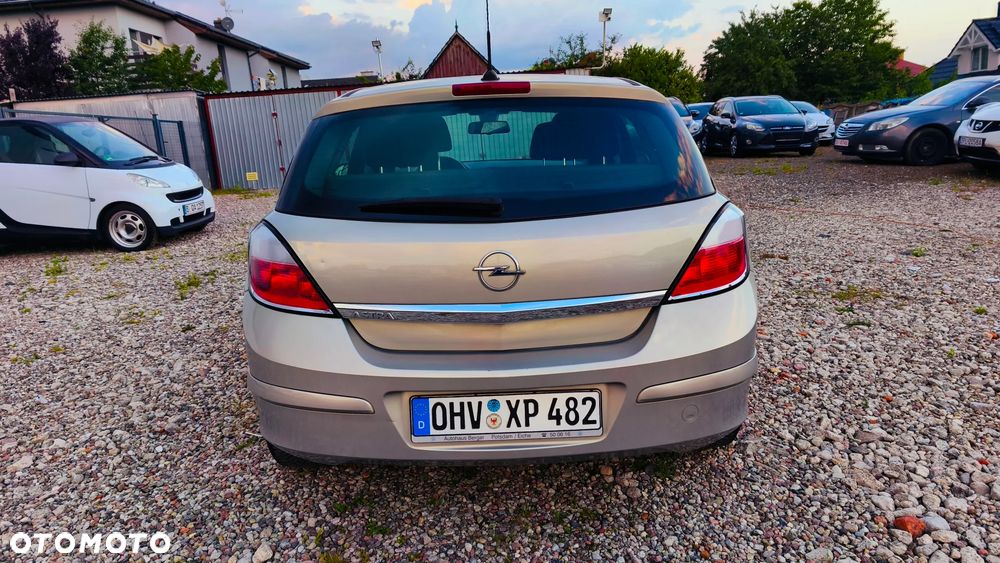 Opel Astra - 9