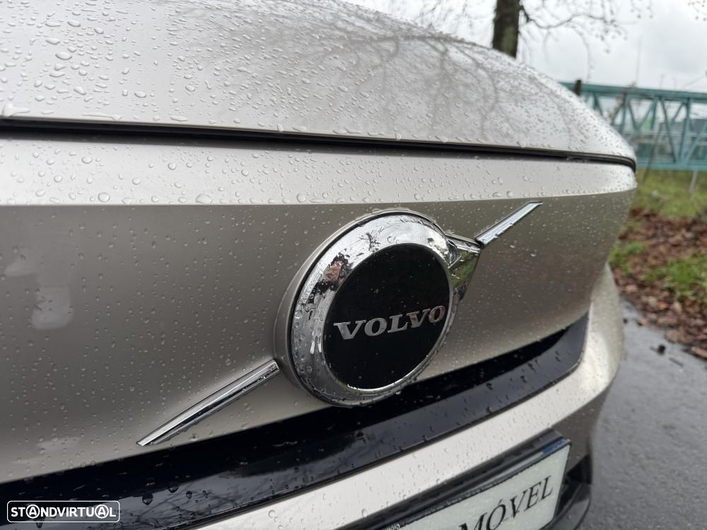 Volvo XC 40 Recharge Plus - 11