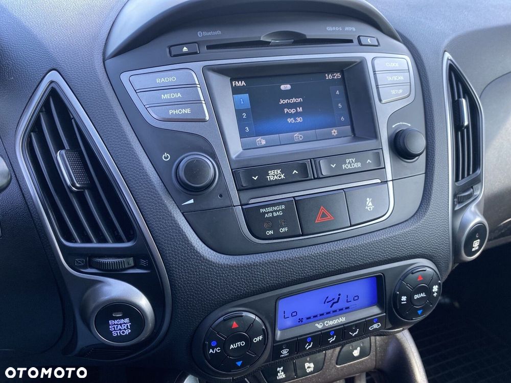 Hyundai ix35 - 23