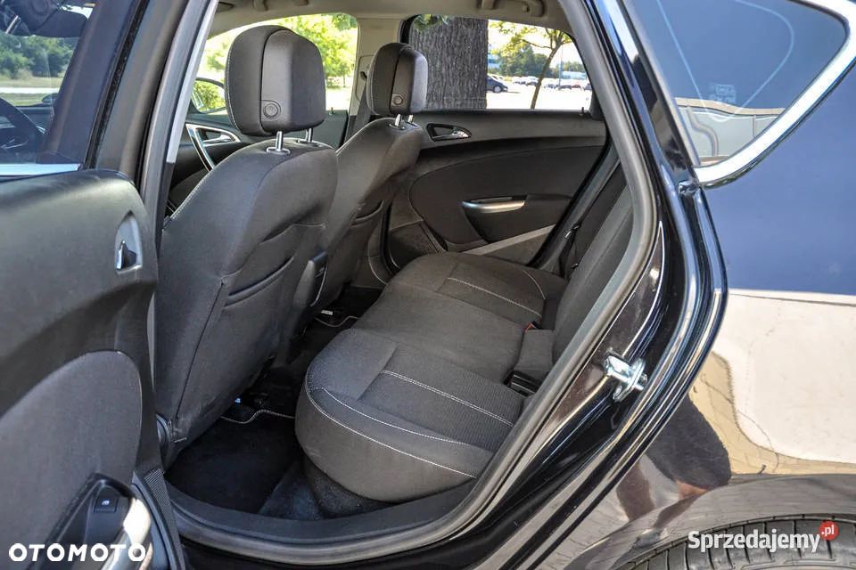 Opel Astra IV 1.6 T Sport - 8