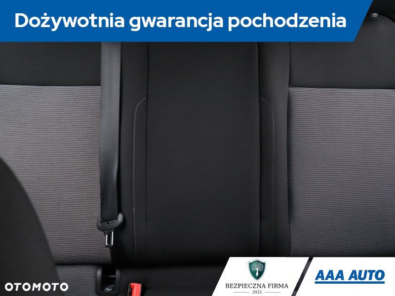 Volkswagen Golf - 12
