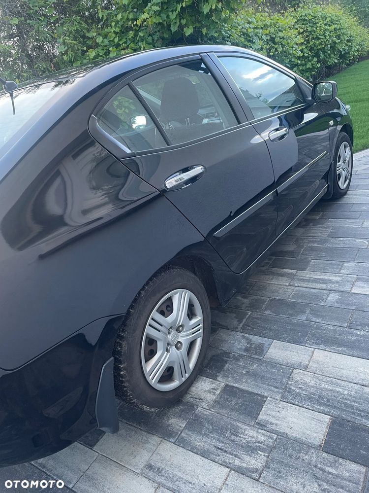 Honda City 1.4 Elegance - 23