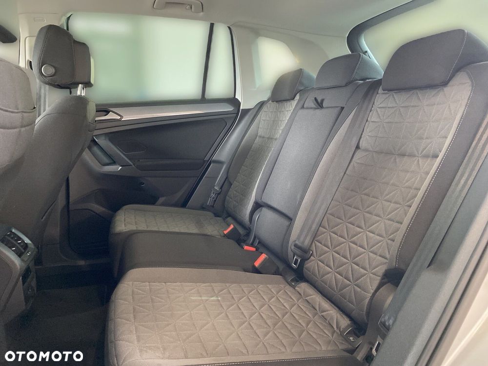 Volkswagen Tiguan 2.0 TSI 4Mot Life DSG - 35