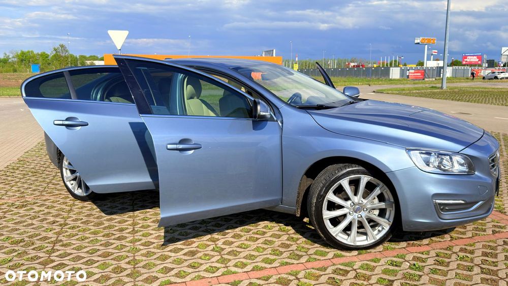 Volvo S60 T5 Geartronic Momentum - 8