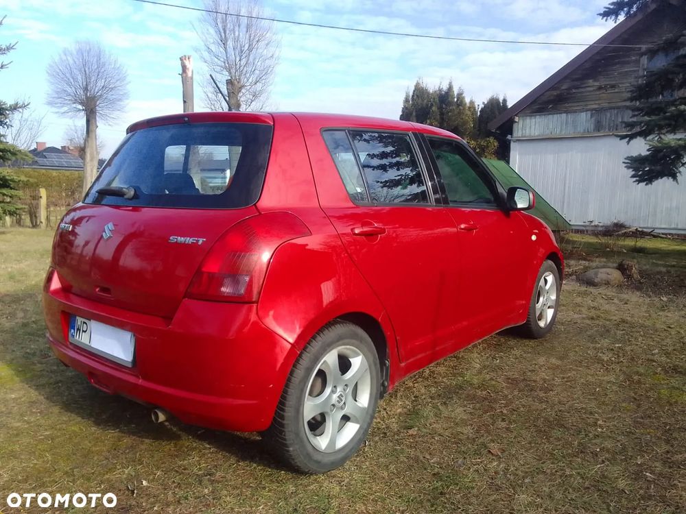 Suzuki Swift - 3