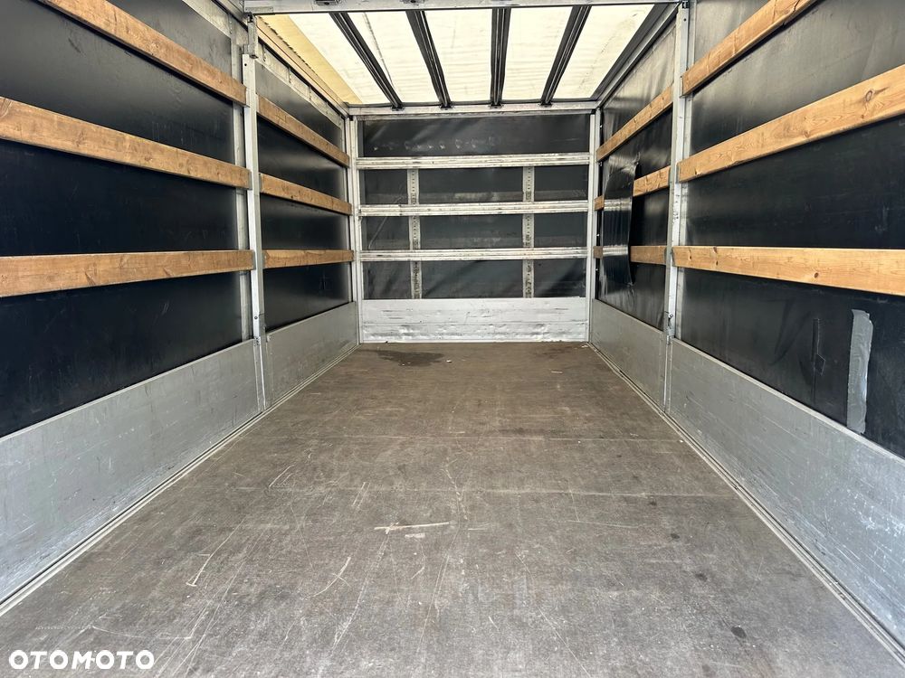 Ford Transit - 10