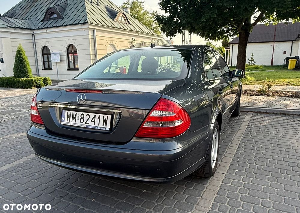 Mercedes-Benz Klasa E - 8