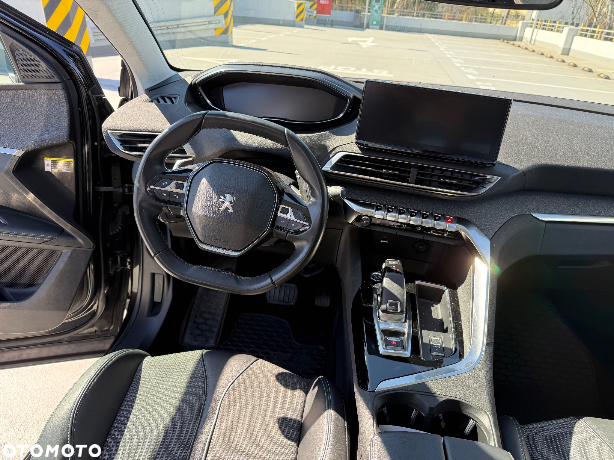 Peugeot 5008 2.0 BlueHDi Allure Pack S&S EAT8 - 25
