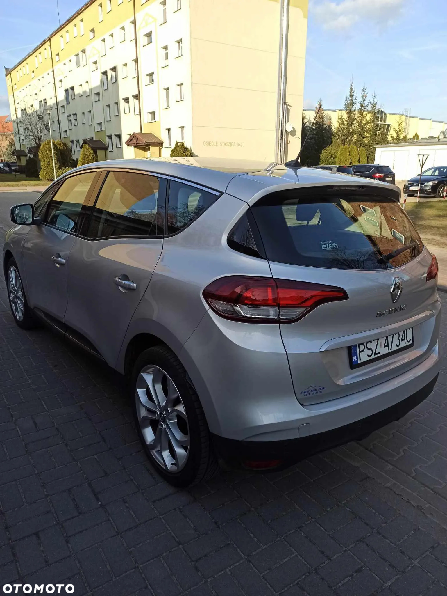 Renault Scenic 1.5 dCi Dynamique - 6