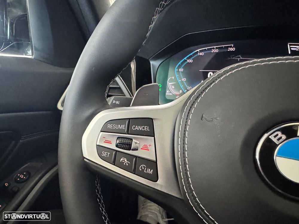 BMW 320 d Pack M Auto - 25