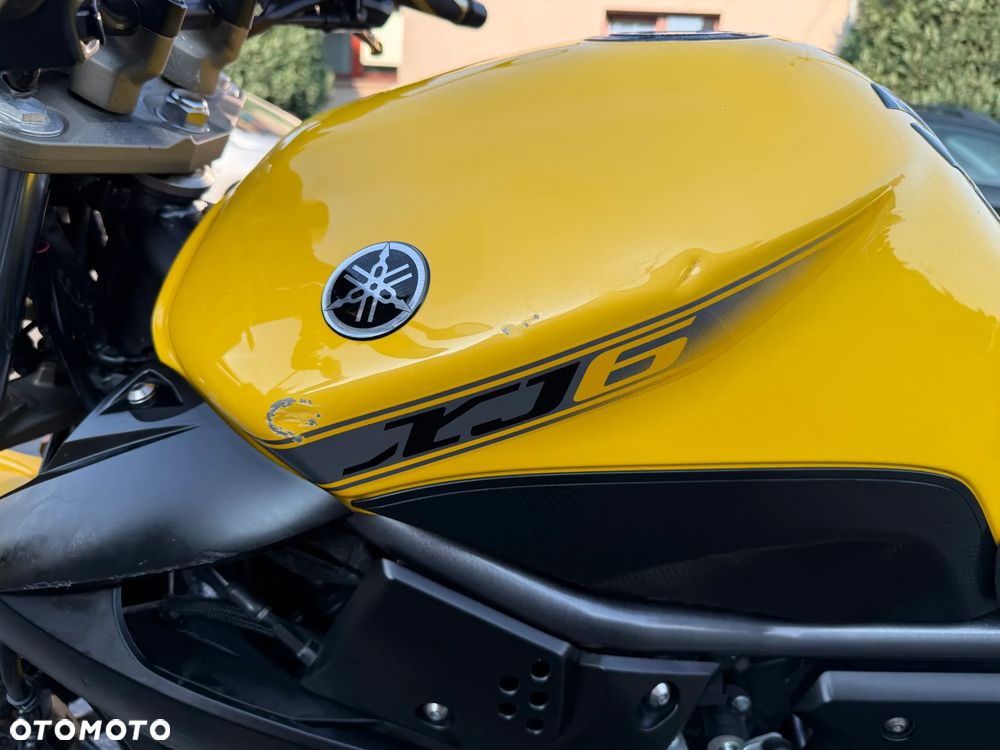 Yamaha XJ - 22
