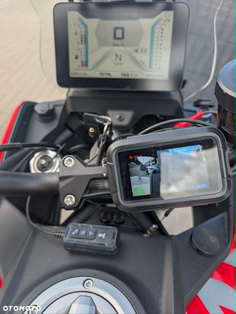 QJMOTOR SRT 600SX - 8