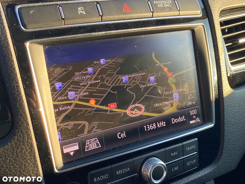 Volkswagen Touareg 3.0 V6 TDI BMT - 23