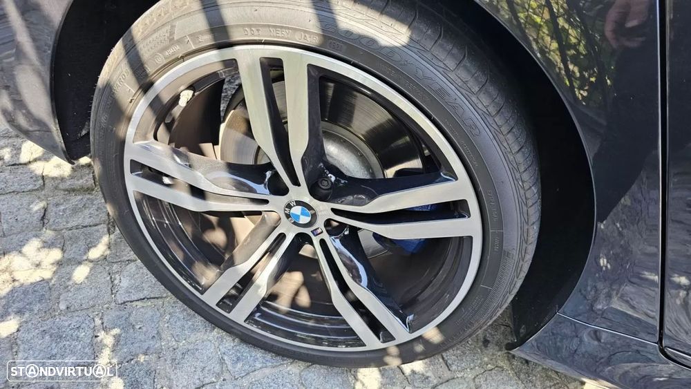 BMW 750 d xDrive Pack M - 17