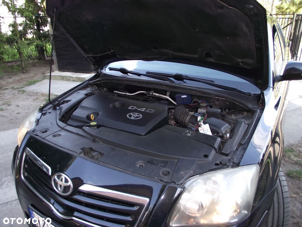 Toyota Avensis 2.0 D-4D Edition - 19