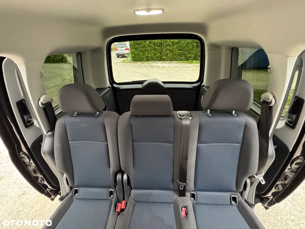 Volkswagen Caddy 1.4 TSI Comfortline - 24