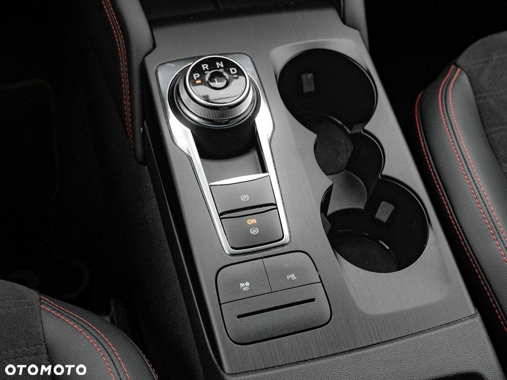 Ford Kuga 2.5 FHEV FWD ST-Line X - 17