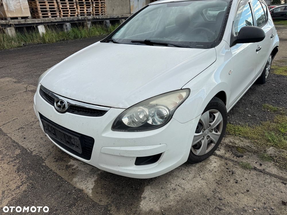 Hyundai i30 biały kolor  7F maska zderzak przedni błotnik prawy lewy pas przedni benzyna  drzwi prawe lewe przednie tylnie lampa prawa lewa - 3