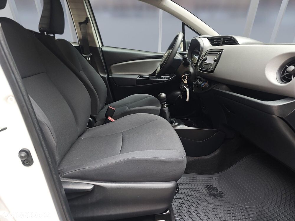 Toyota Yaris 1.5 Active - 9
