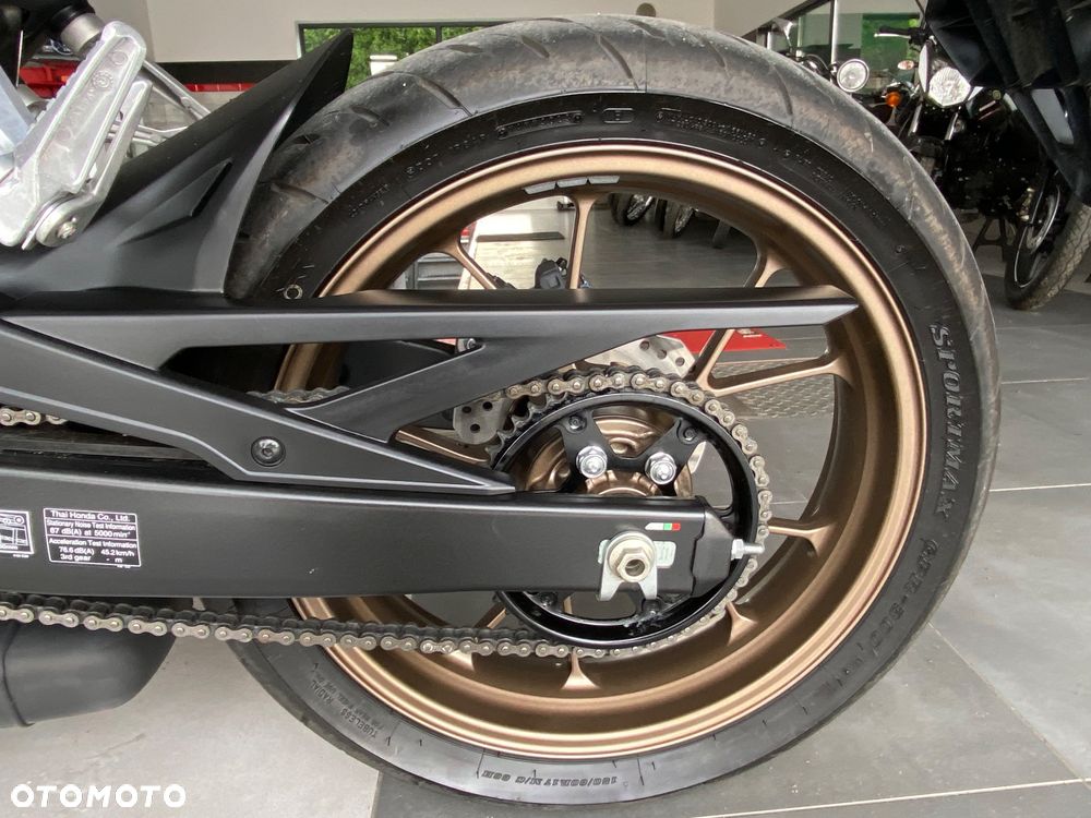 Honda CBR - 9