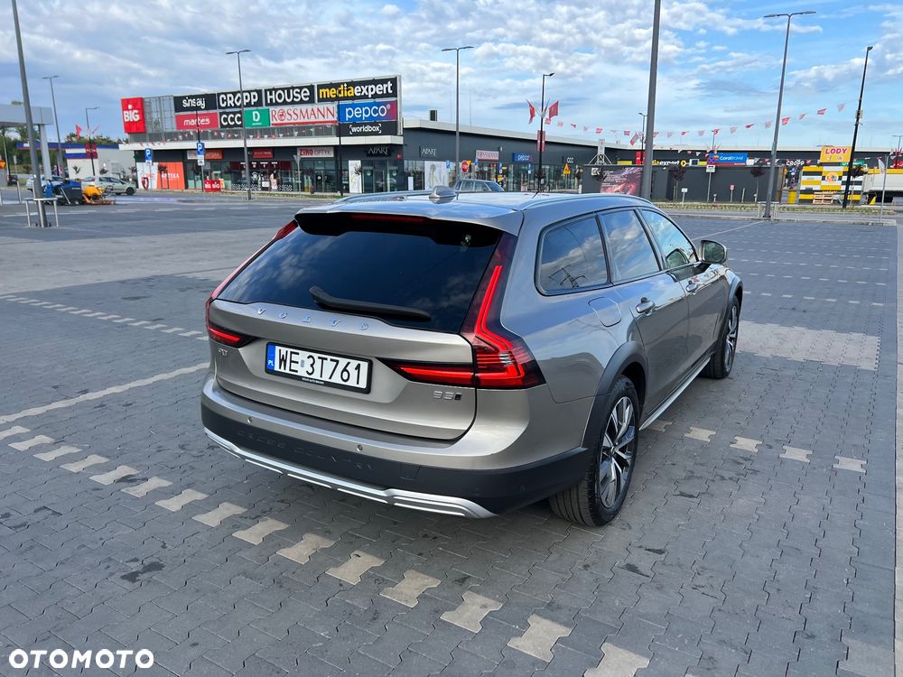Volvo V90 Cross Country D5 SCR AWD Momentum Pro - 8