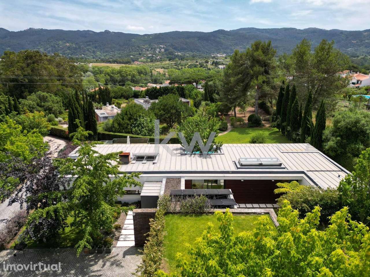 Moradia Isolada T3 em Lote de 3800m2 | Arquitetura Bioclimática | Cola - Grande imagem: 2/52