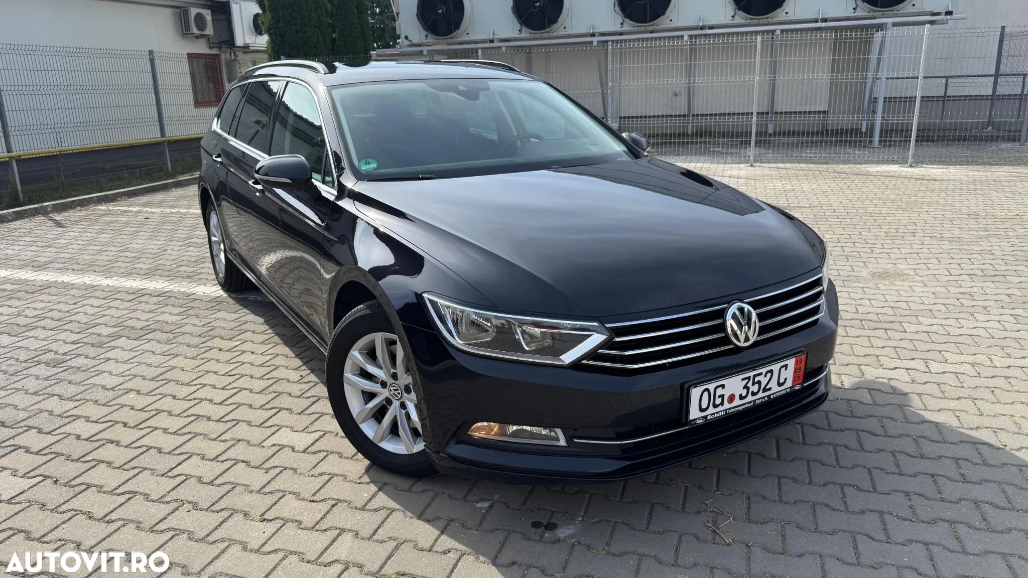Volkswagen Passat Variant 2.0 TDI DSG (BlueMotion Technology) Comfortline - 1
