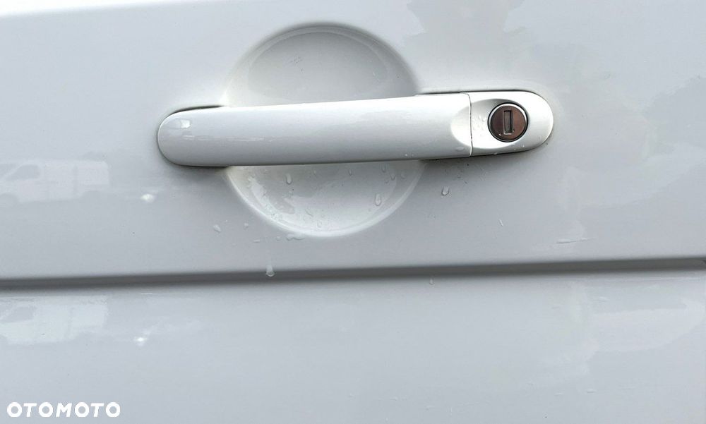 Volkswagen Transporter - 25