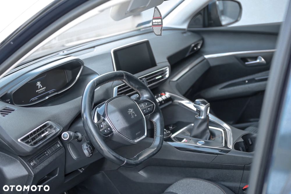 Peugeot 5008 1.6 BlueHDI Allure S&S - 7