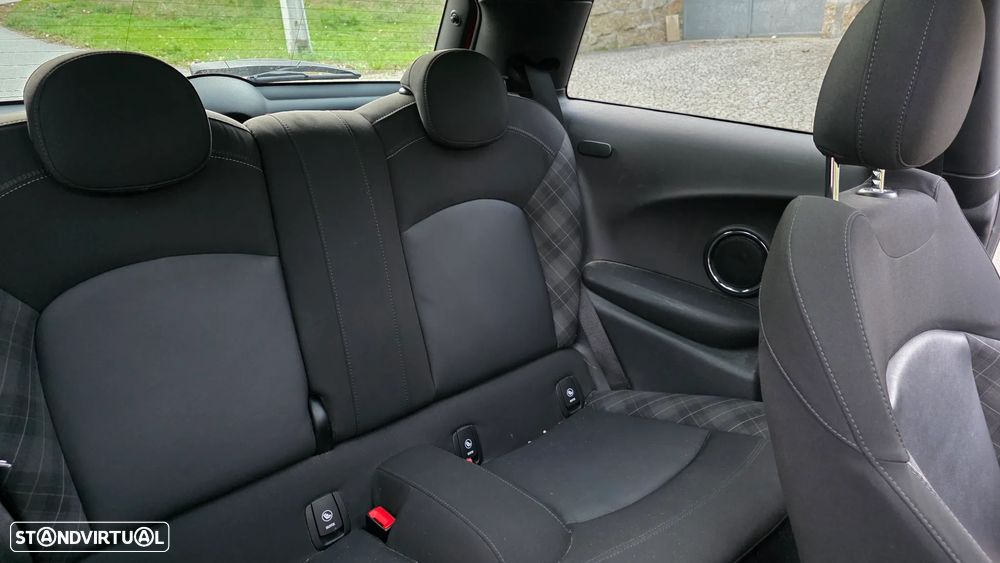 MINI 3 Portas Cooper D Aut. Seven Chili - 18