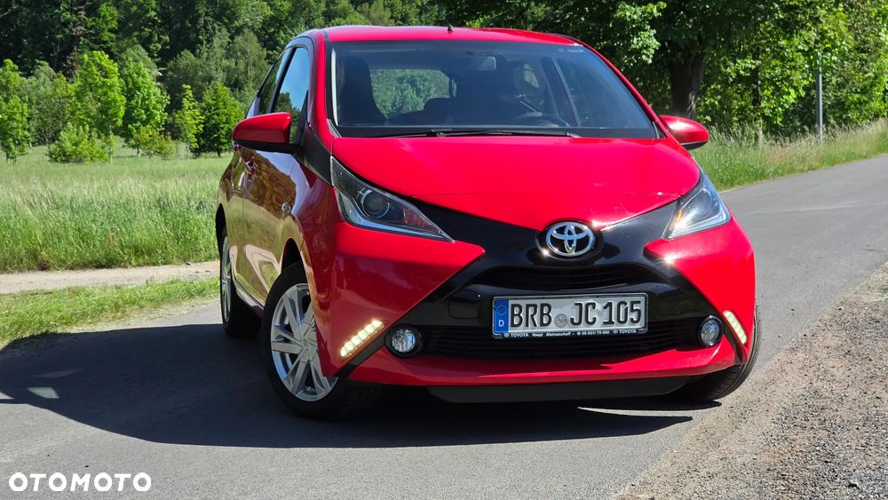 Toyota Aygo x-play touch - 29