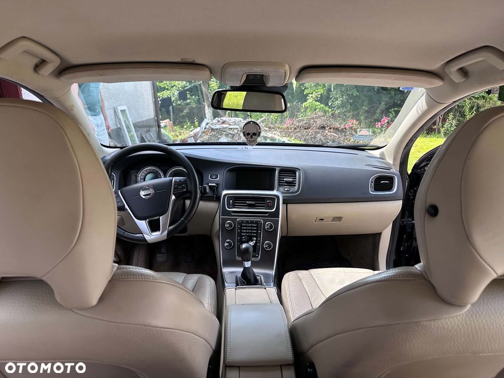 Volvo V60 2011 photo 5