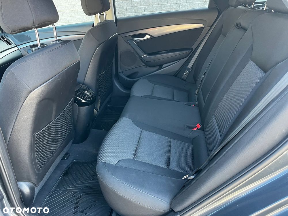 Hyundai i40 1.7 CRDi BlueDrive Comfort DCT - 32
